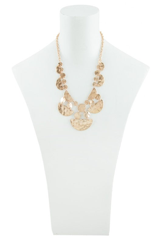 Forged Chunky Geo Shape Necklace (gold) - Mint Boutique