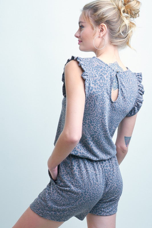 Sleeveless ruffle leopard romper (black/mocha)