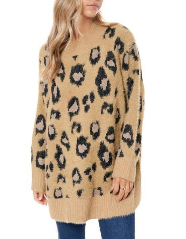 Drea Fuzzy Leopard tunic (camel)