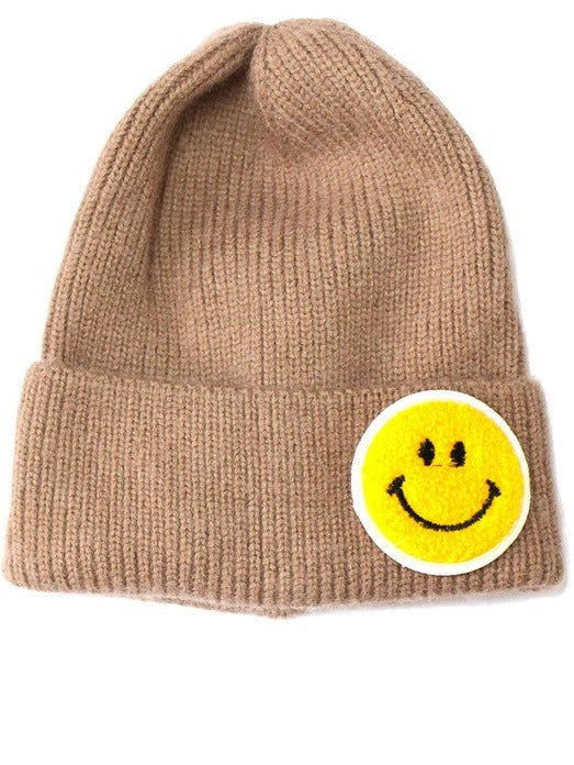 Smiley face patch knit beanie (light mocha)