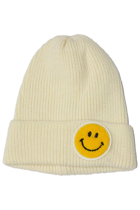 Smiley face patch knit beanie (ivory)