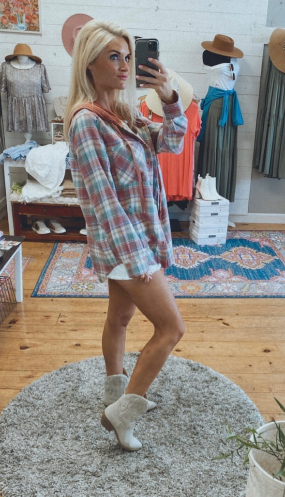 Faye Plaid Button Down Hooded Flannel (terracotta)