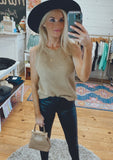 London sleeveless sweater (light brown beige)