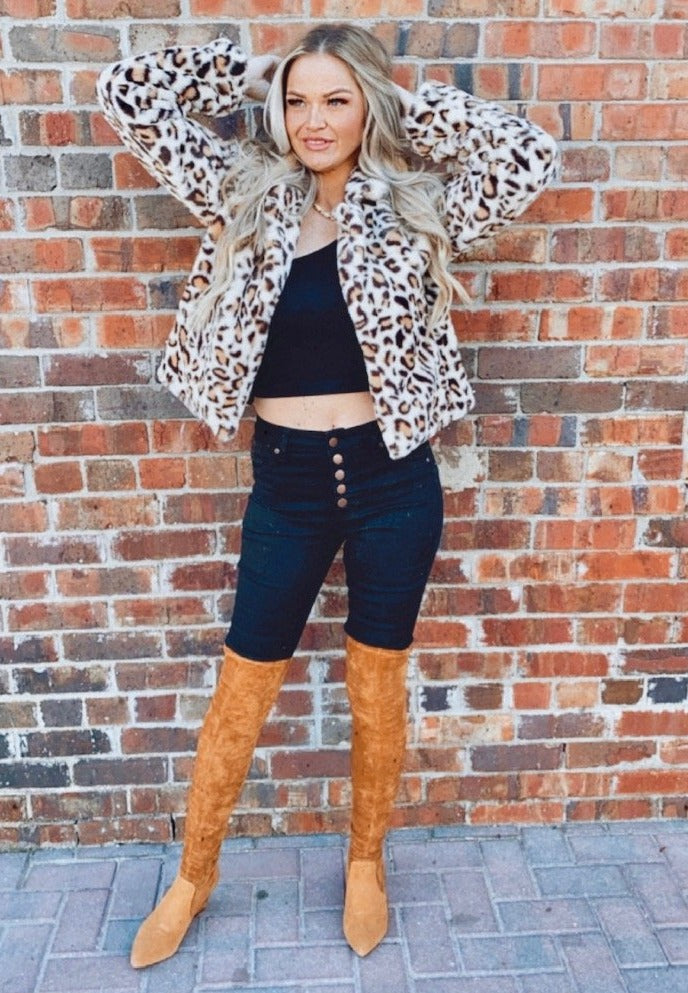 Leopard Plush Faux Fur Jacket (off white)
