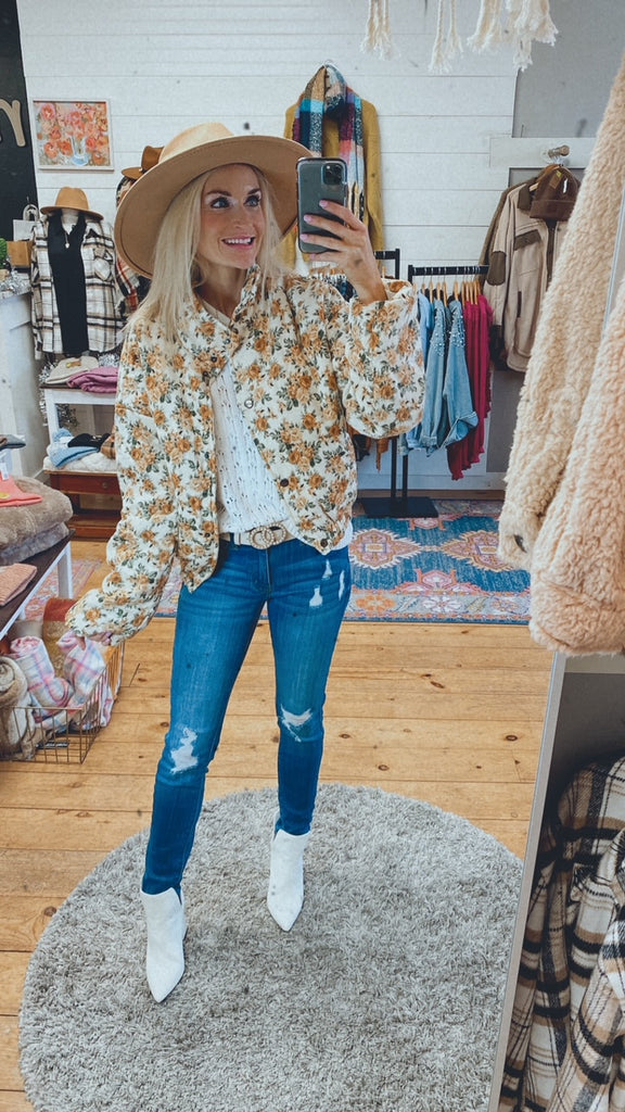 Clover FLORAL PRINT PUFF JACKET (ivory)