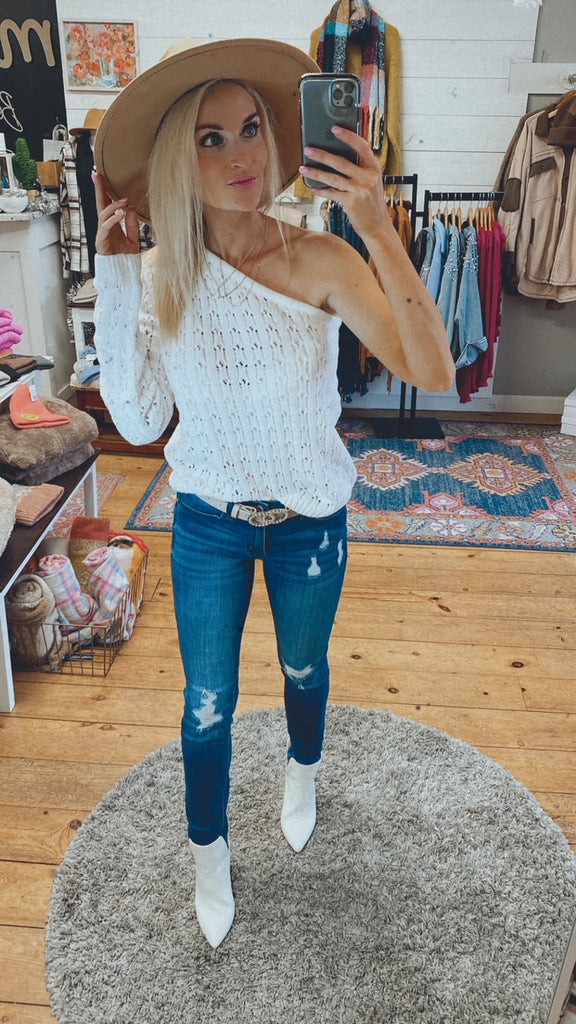 Popsugar super soft LS one shoulder top (white)