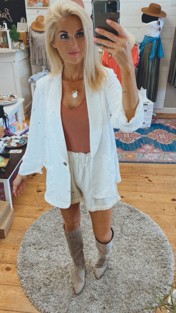 Juno textured Ruched Sleeve Boyfriend blazer (white)