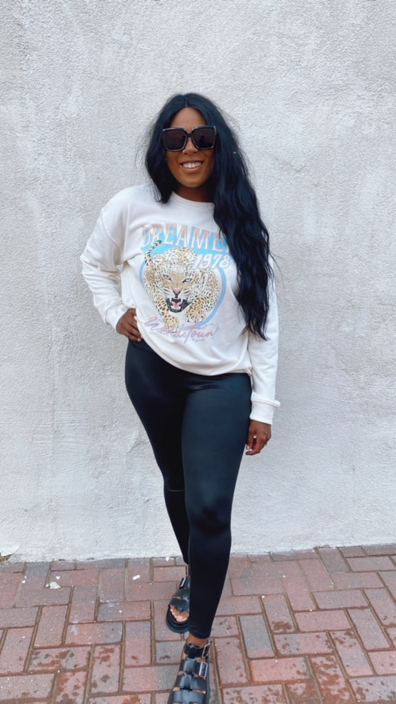 Dreamer World Tour Graphic Sweatshirt ivory Mint Boutique